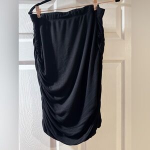Elegant Black Ruched Skirt